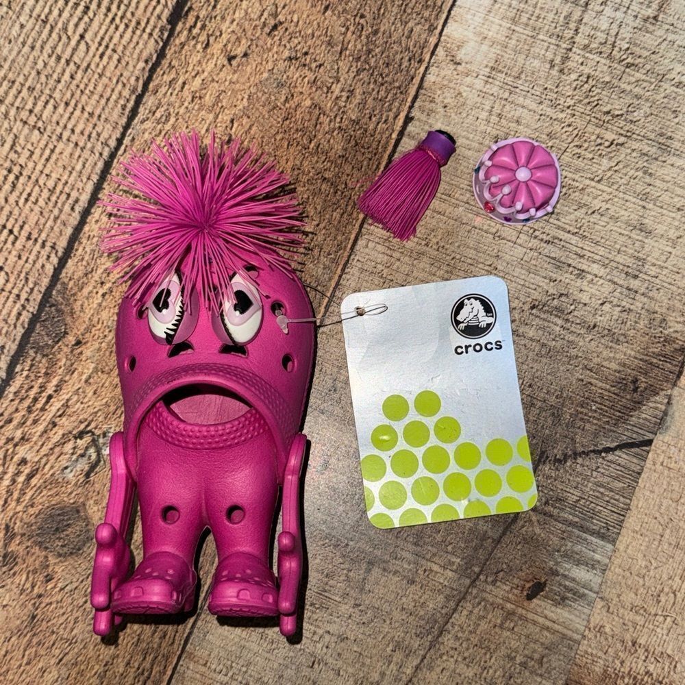 Crocs Croslite Guy Figure Fuchsia Shop Advertising Rare NEW H 5 in W 3.5 NWT